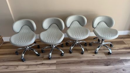 Pedicure stools