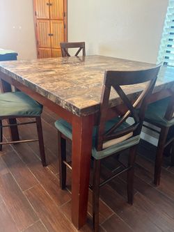 Kitchen table with 4 chairs for sale