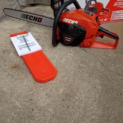 Like-New Echo CS-4920 20" Inch 50.1cc 2-Stroke Gas Rear Handle Chainsaw 