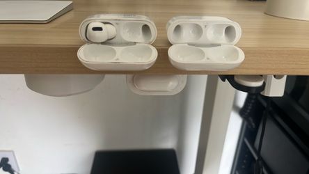 Airpods pro 2 replacement Right and Case