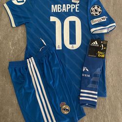 Kids Real Madrid 25/26 Third Mbappe 10 Jersey - sizes 22,24,26,28 Available
