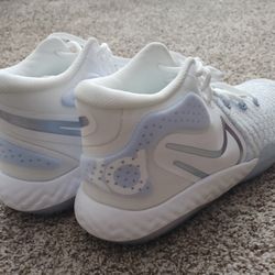 Nike KD Trey 5 VIII White Royal Tint Men's size 10.5