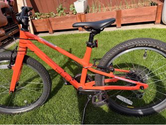 Specialized Jett 16 kids bike
