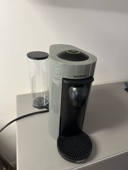 Espresso Vertuo Plus Coffee Machine - Clean