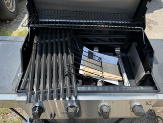 Gas grill