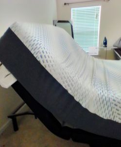 King mattress and adjustable base with remote