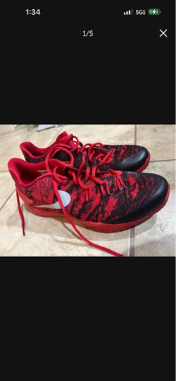 Nike hyper chase sz 11