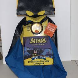 Hallmark Batman Interactive Costume Book Set Storybook Cape Mask NEW