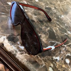 GUCCI SUNGLASSES AUTHENTIC ORIGINAL GG1038S