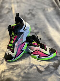 Youth Basketball Shoes