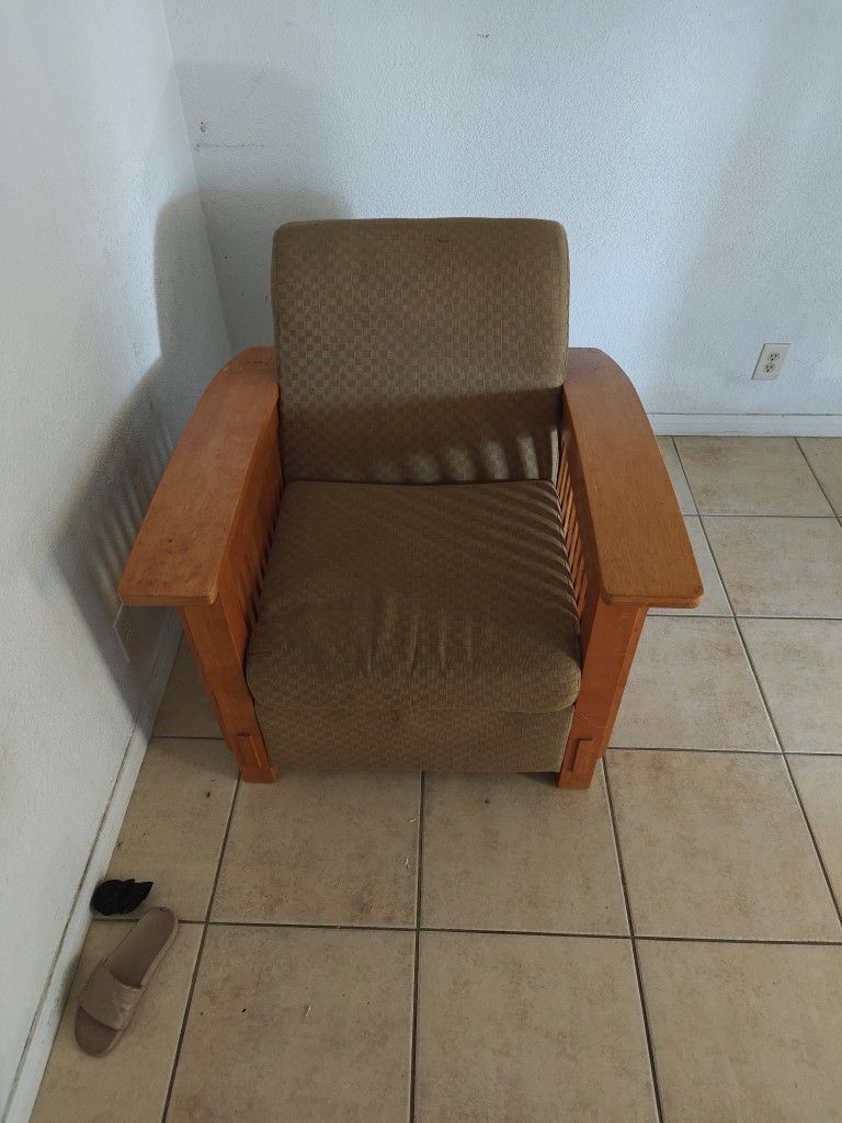 Canvas/Wood Chair