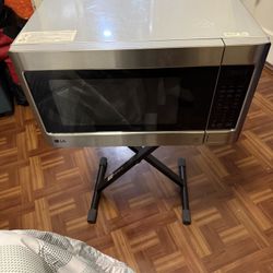 LG Microwave 