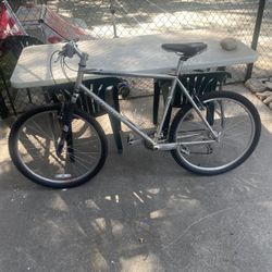 Specialized rockhopper mountain bike