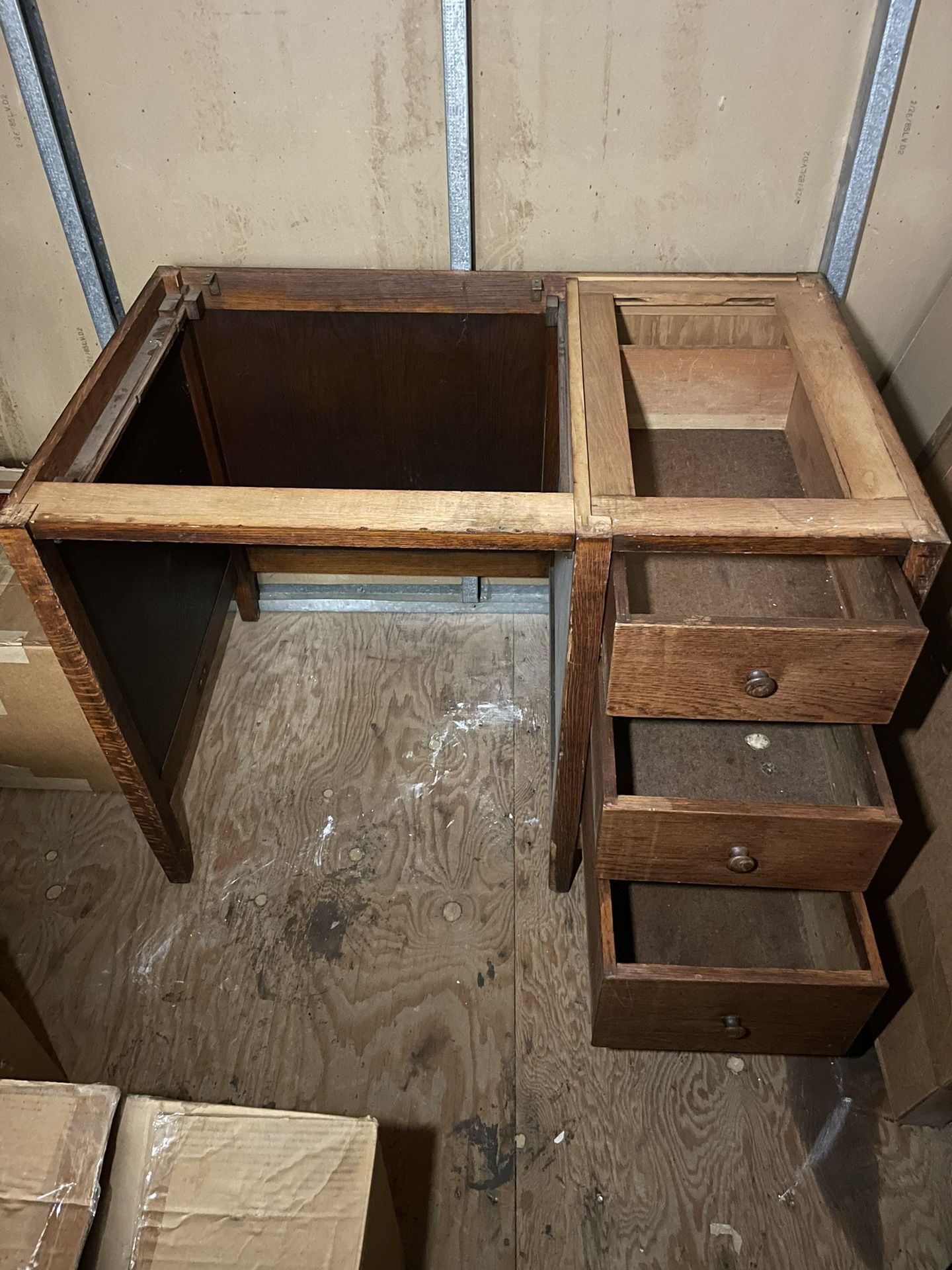 Old Fashion All Wooden Desk