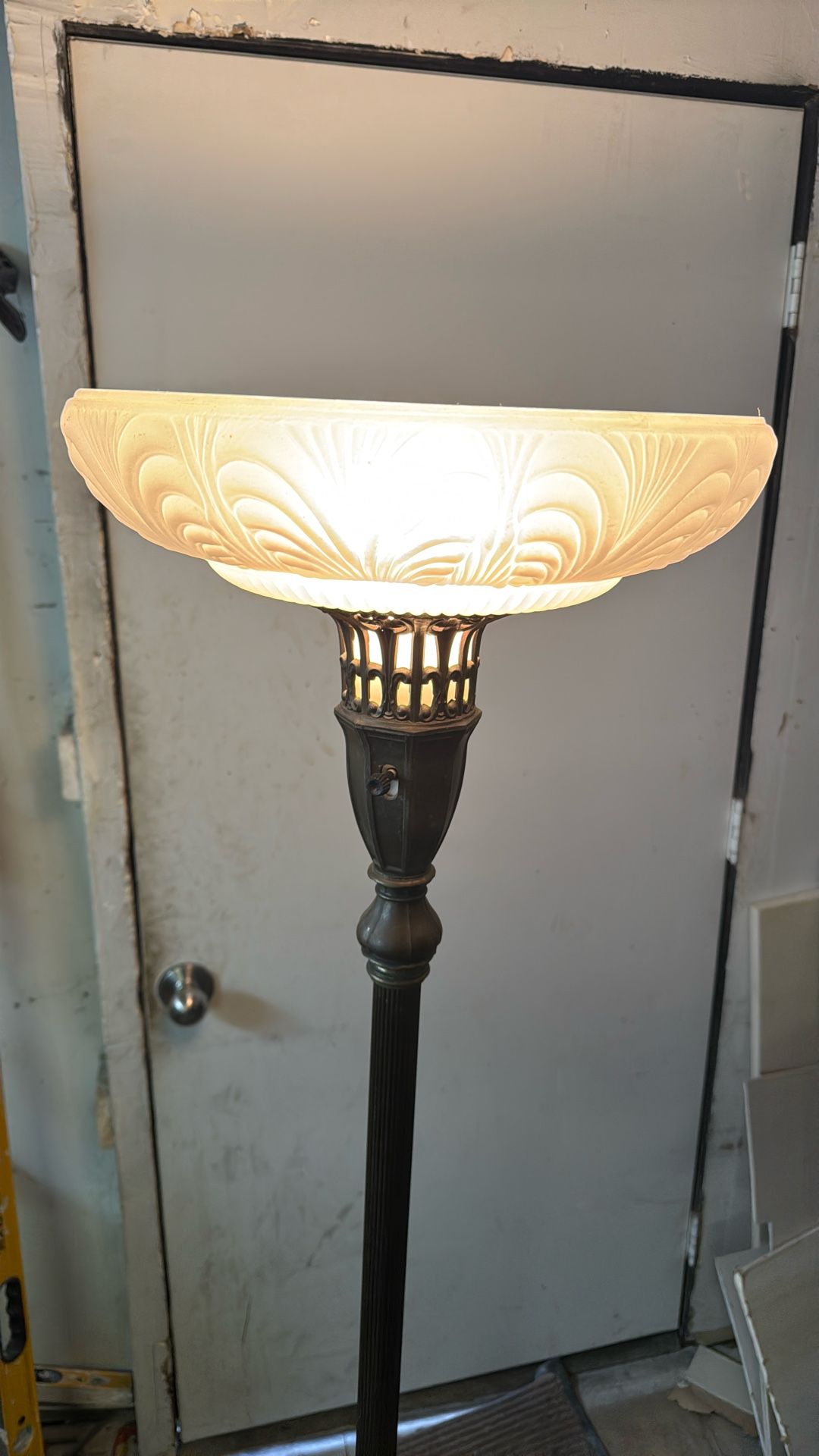 Frankart Inc Brass , antique floor lamp