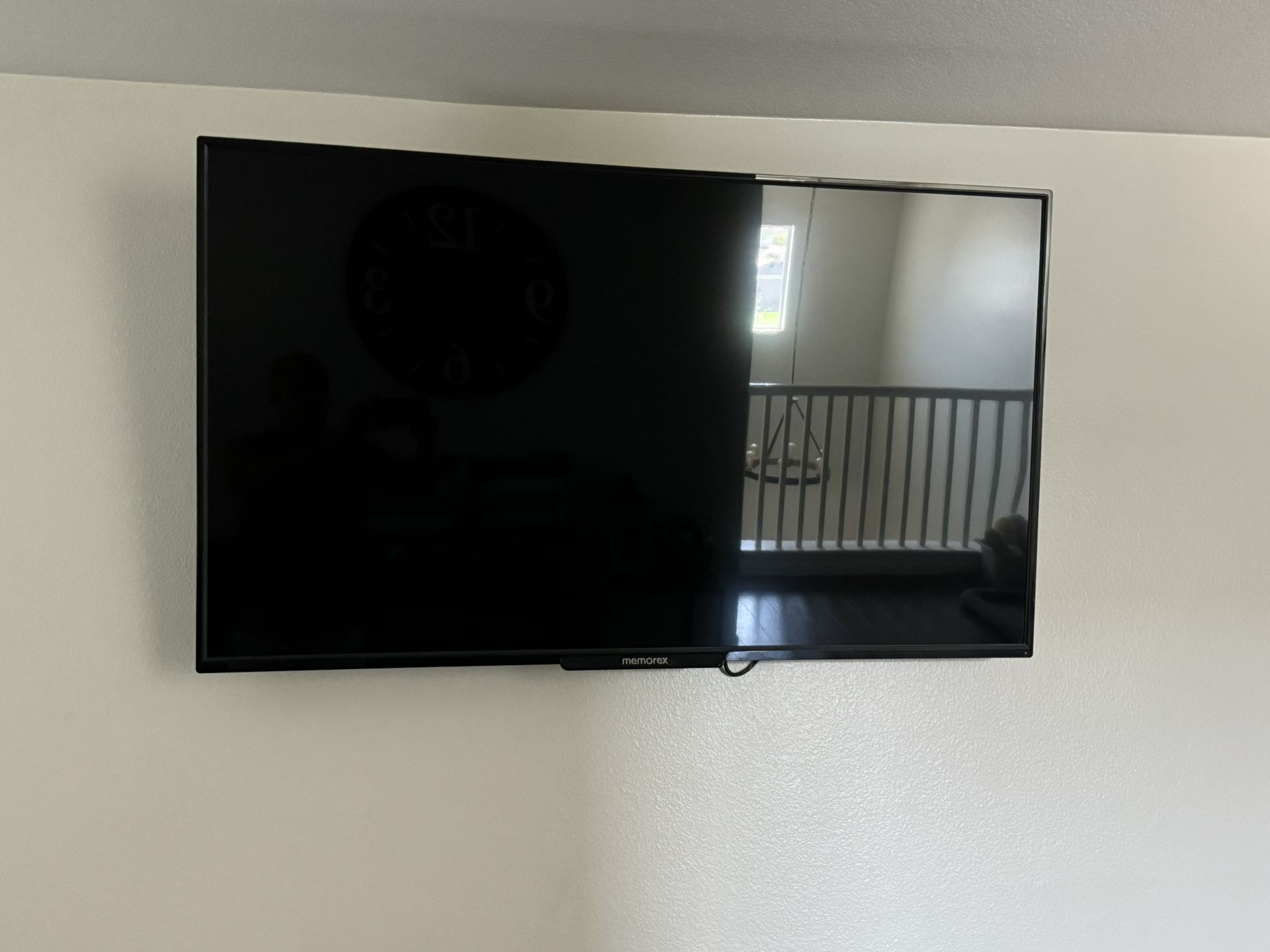 Memorex 55in CrystalVision LED TV- $110