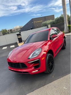 2017 Porsche Macan