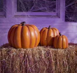 Home Accents Holiday 3-Piece Halloween Classics Stackable Pumpkin Set