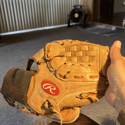 Rawlings glove