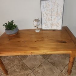 Pine Table