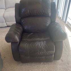 Comfy Leather Recliner 