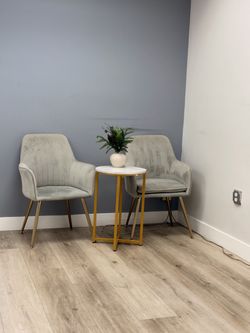 2 chairs and table