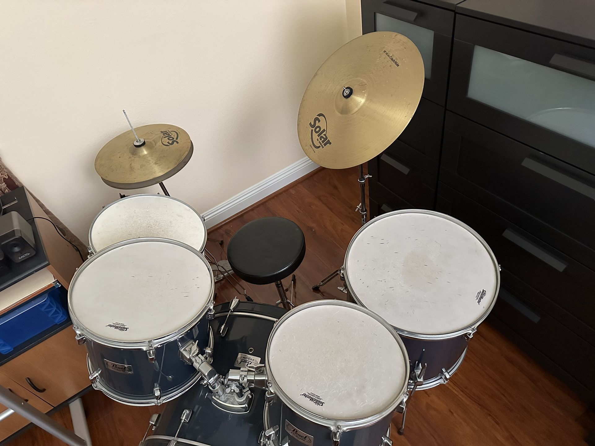 Pearl Drum Set