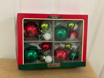 Reduced ~Vintage Shiny Brite Cluster Ornament Set /Boxed 2026! Brand New