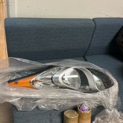 2016 Hyundai Elantra Headlight