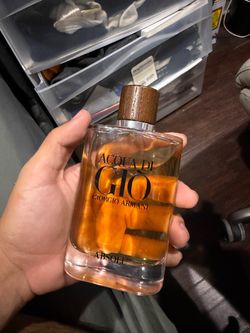 Giorgio Armani Acqua di Gio Absolu