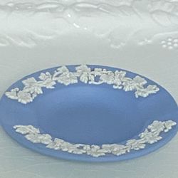 WEDGWOOD MINI PLATE 