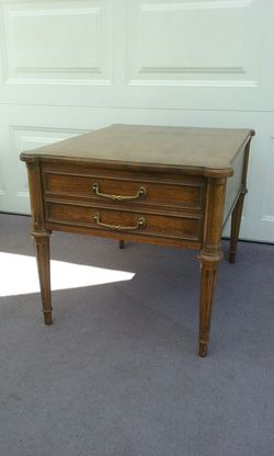 Side/End Table