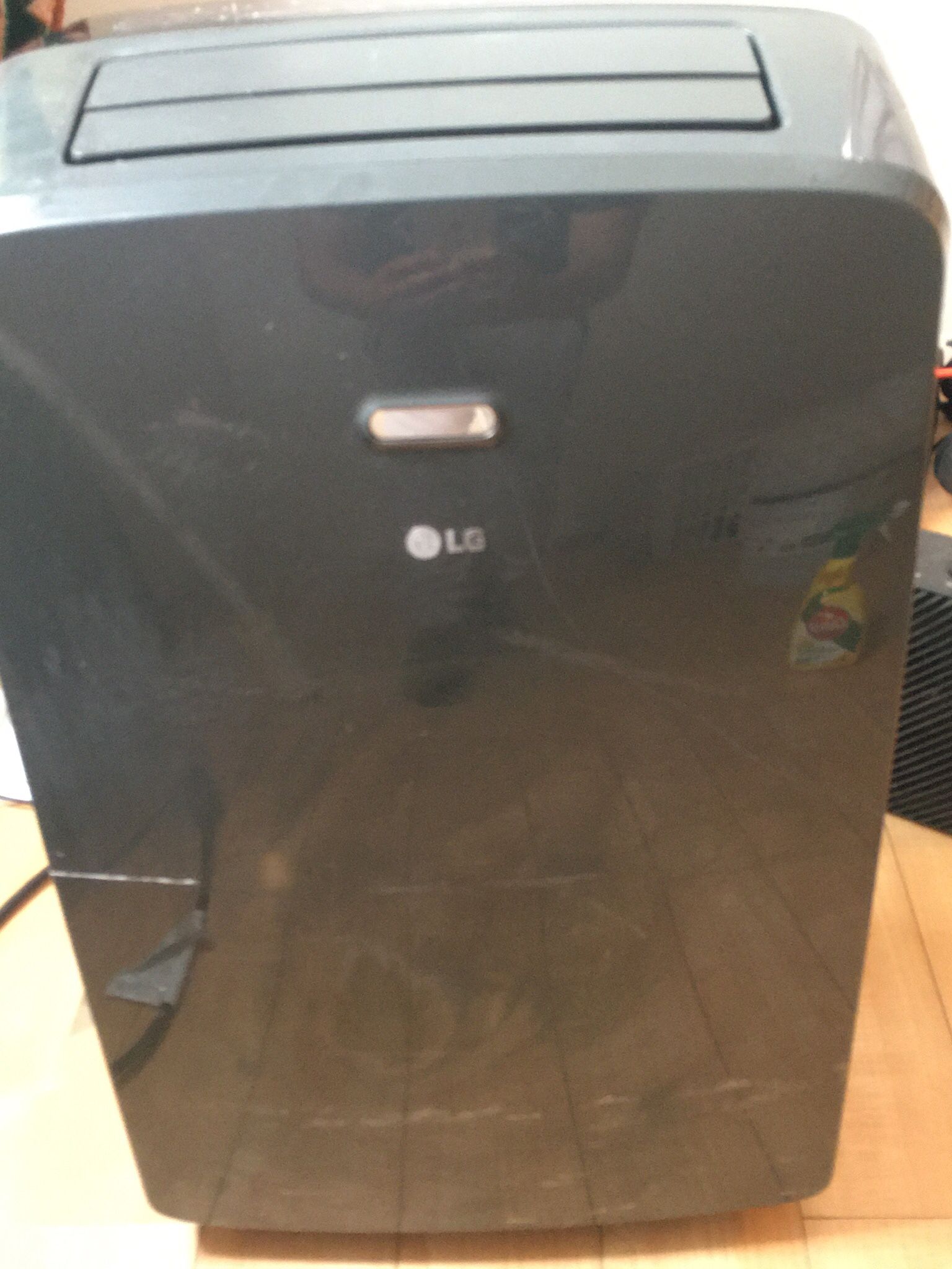 LG Ac 