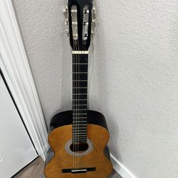 Lucida Acoustic Guitar 