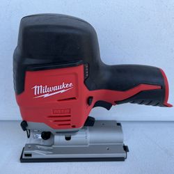 Milwaukee M12 12-Volt Lithium-Ion Cordless Jig Saw (Tool-Only)