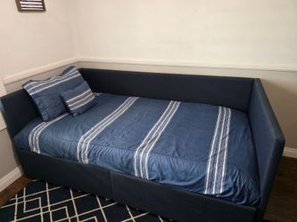 Twin bed