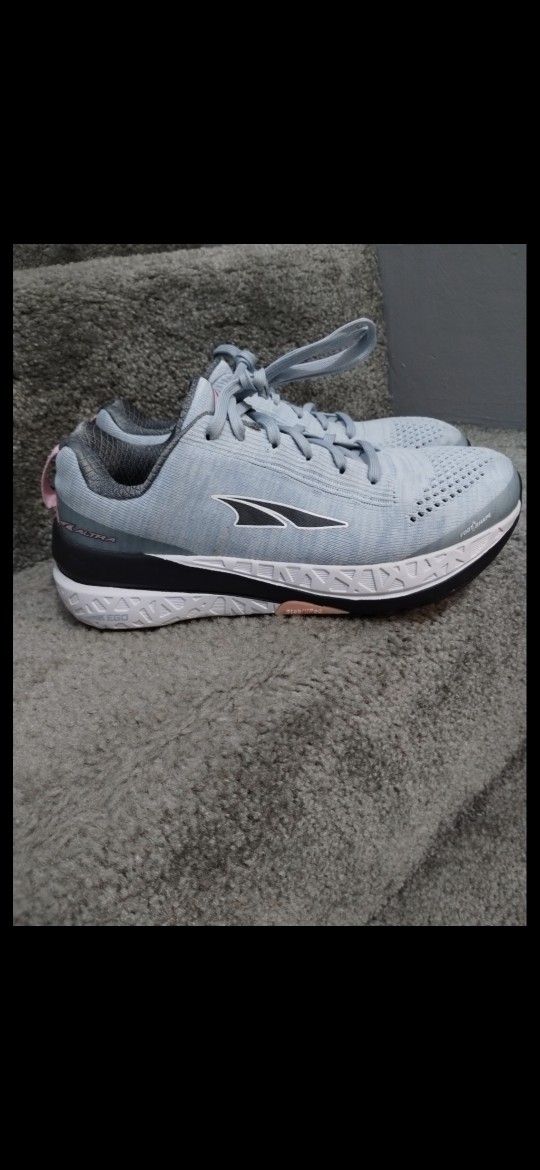 Women's ALTRA Shoes Size 8