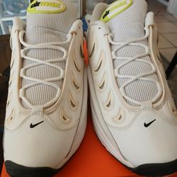 8 NEW OLD STOCK NIKE SHOES 