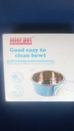 Easy clean pet bowl,
