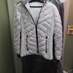 Ladies Coat Sz L