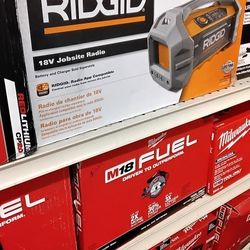 RIDGID 18V JOBSITE RADIO BLUETOOTH (TOOL ONLY)