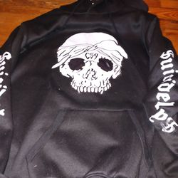 G59 Skull Hoodie Medium