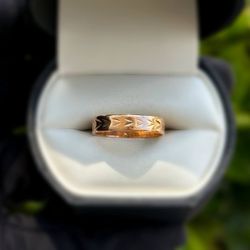 Jewelry 18k solid rose gold flower   ring size 8.25