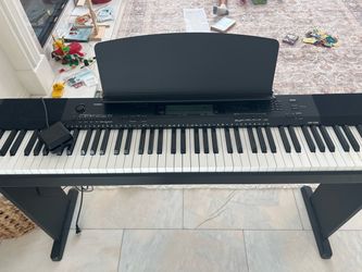 Casio CDP-235R 88-Key Digital Piano - Like New w/ Stand & Pedal