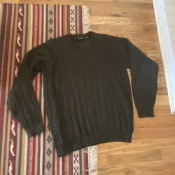 IZOD Men's Cable Knit Sweater - Dark Green  Adult Medium  