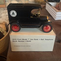 1913 Ford Model T van, and bank