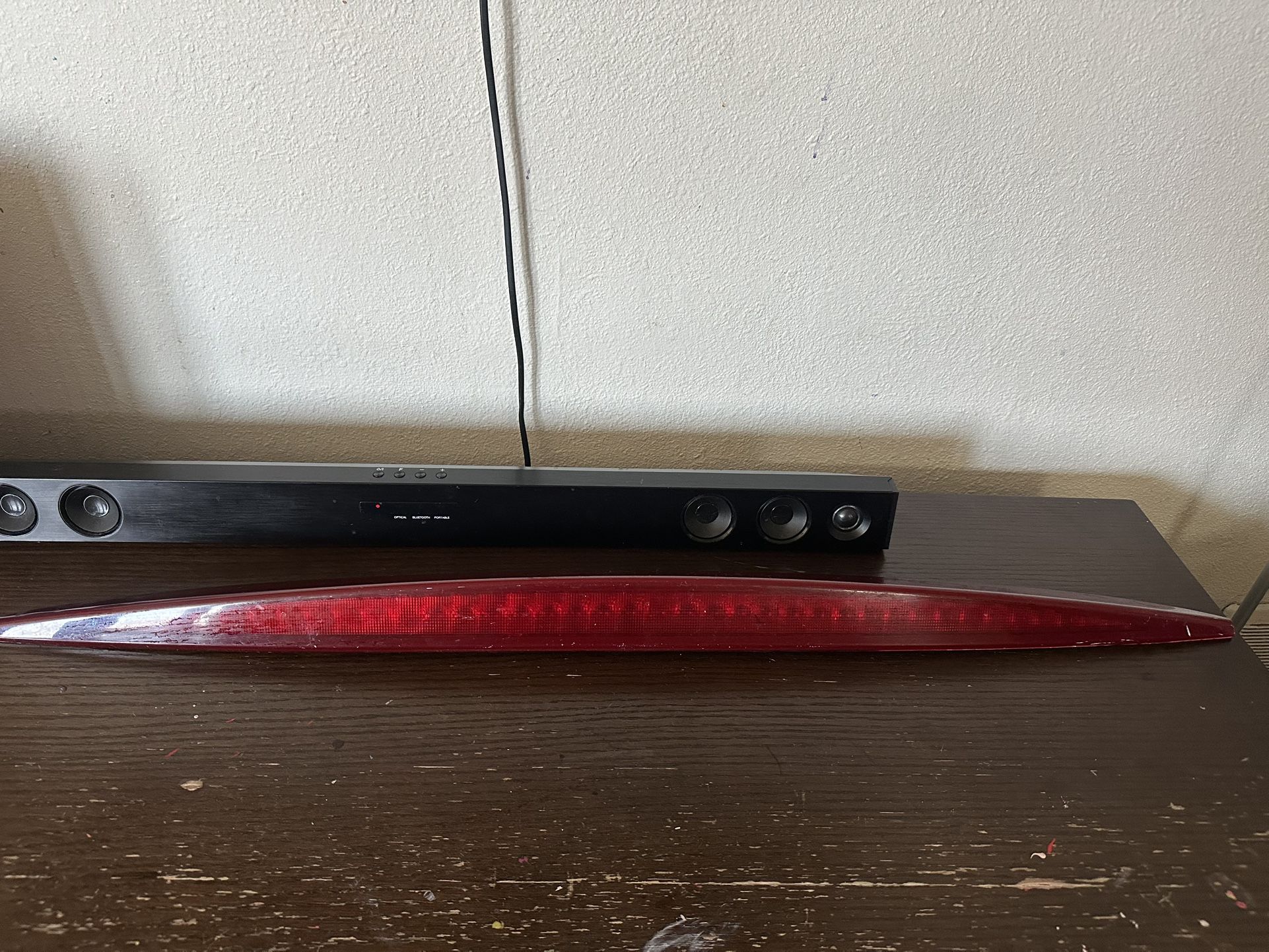 2003 Escalade 3rd Brake Light