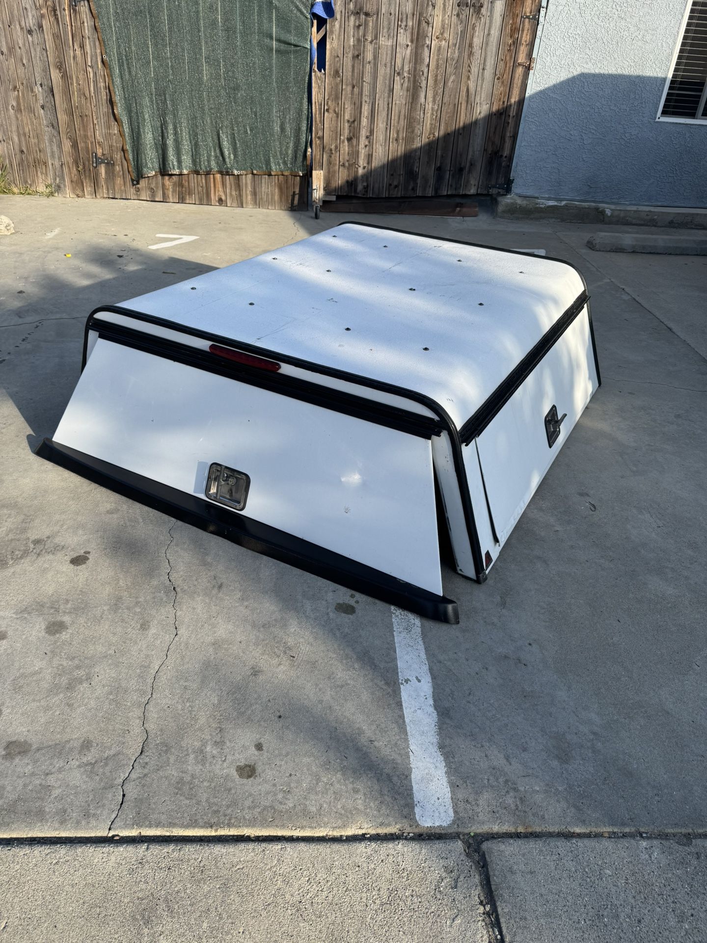 ARE DCU White Camper Toyota Tacoma/ Chevy Colorado/ GMC Canyon 5’ Long