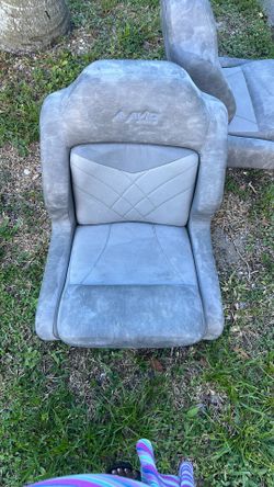 Avid Boat Seats. MAKE ME AN OFFER