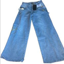 Size 7 Wide Leg Light Wash Jeans with Embroidery